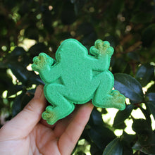 Load image into Gallery viewer, Green Tree Frog - THIS IS FOR YOUR BATH

